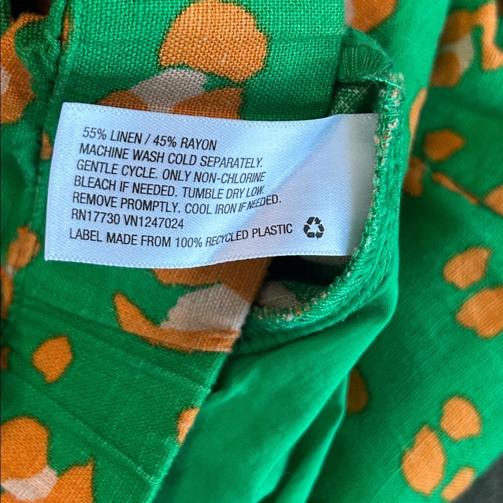 Tabitha Green Shorts with Yellow Floral Spot Print - Picture 6 of 7